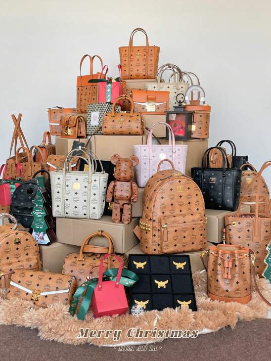 Picture of MCM Handbags _SKUfw242044976fw